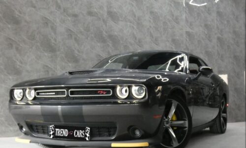 Dodge Challenger HEMI 5.7 383CV de ocasión en TrendCars